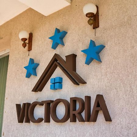 Vila Victoria Ramnicu Valcea Exterior photo