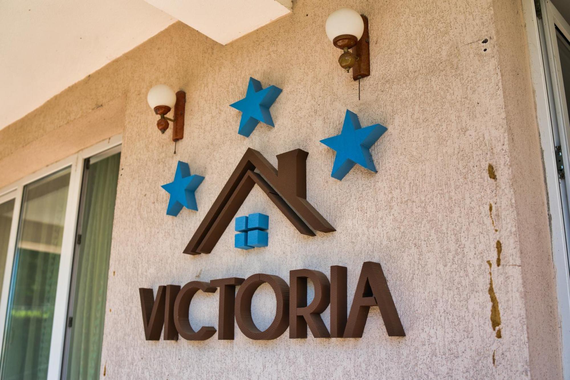 Vila Victoria Ramnicu Valcea Exterior photo