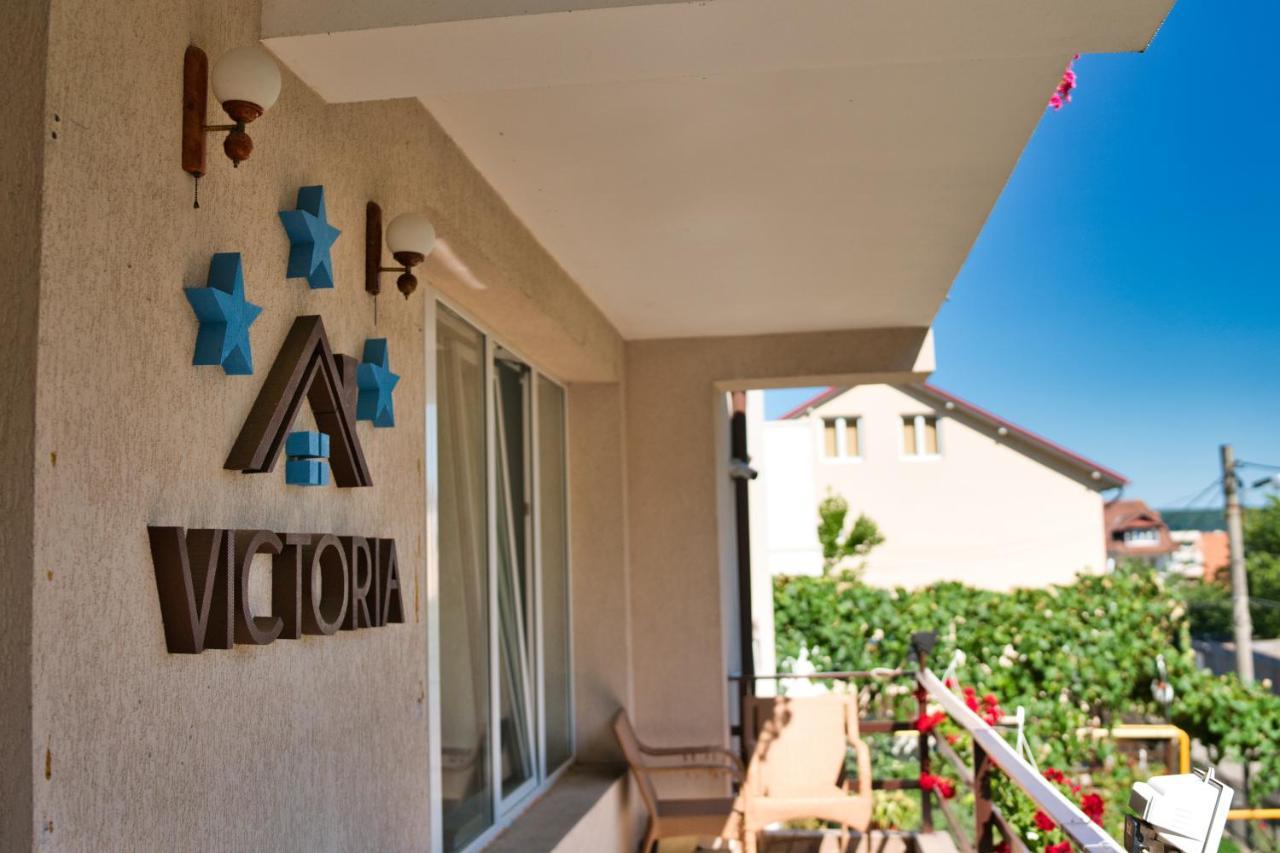Vila Victoria Ramnicu Valcea Exterior photo